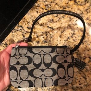 Coach small wristlet never used